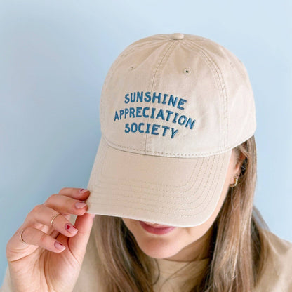 AlphabetBags - Sunshine Appreciation Society- Baumwoll-Baseballkappe - Off-White